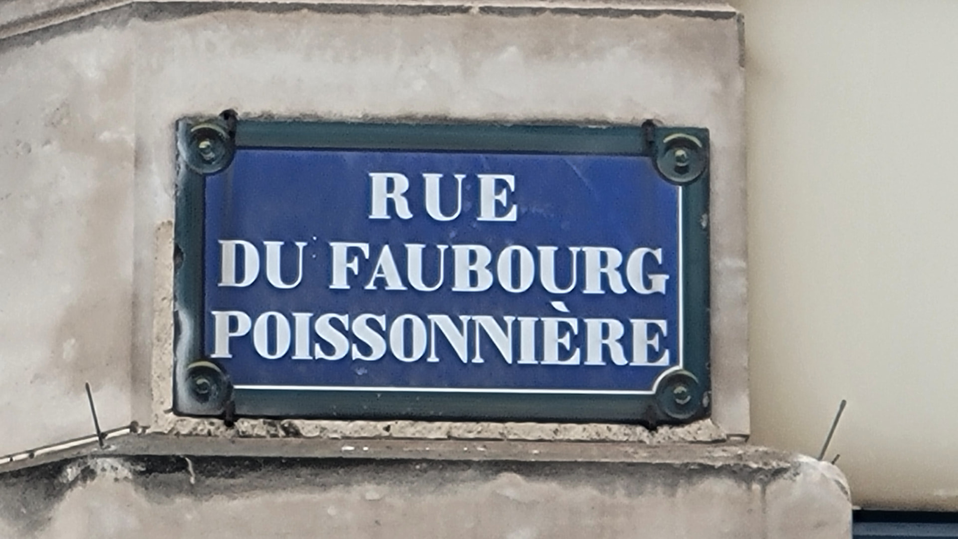 Rue du Faubourg Poissonnière street sign